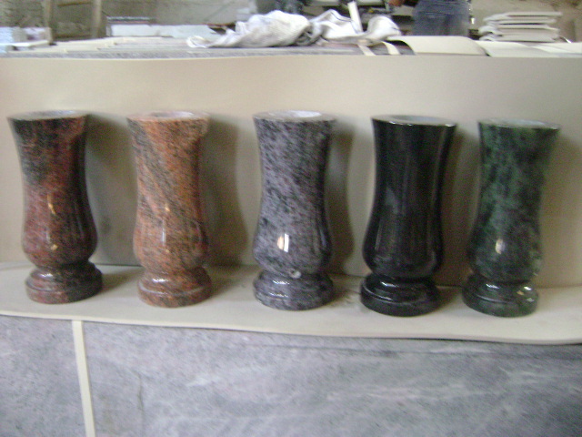 China Black granite flower vases for tombstones