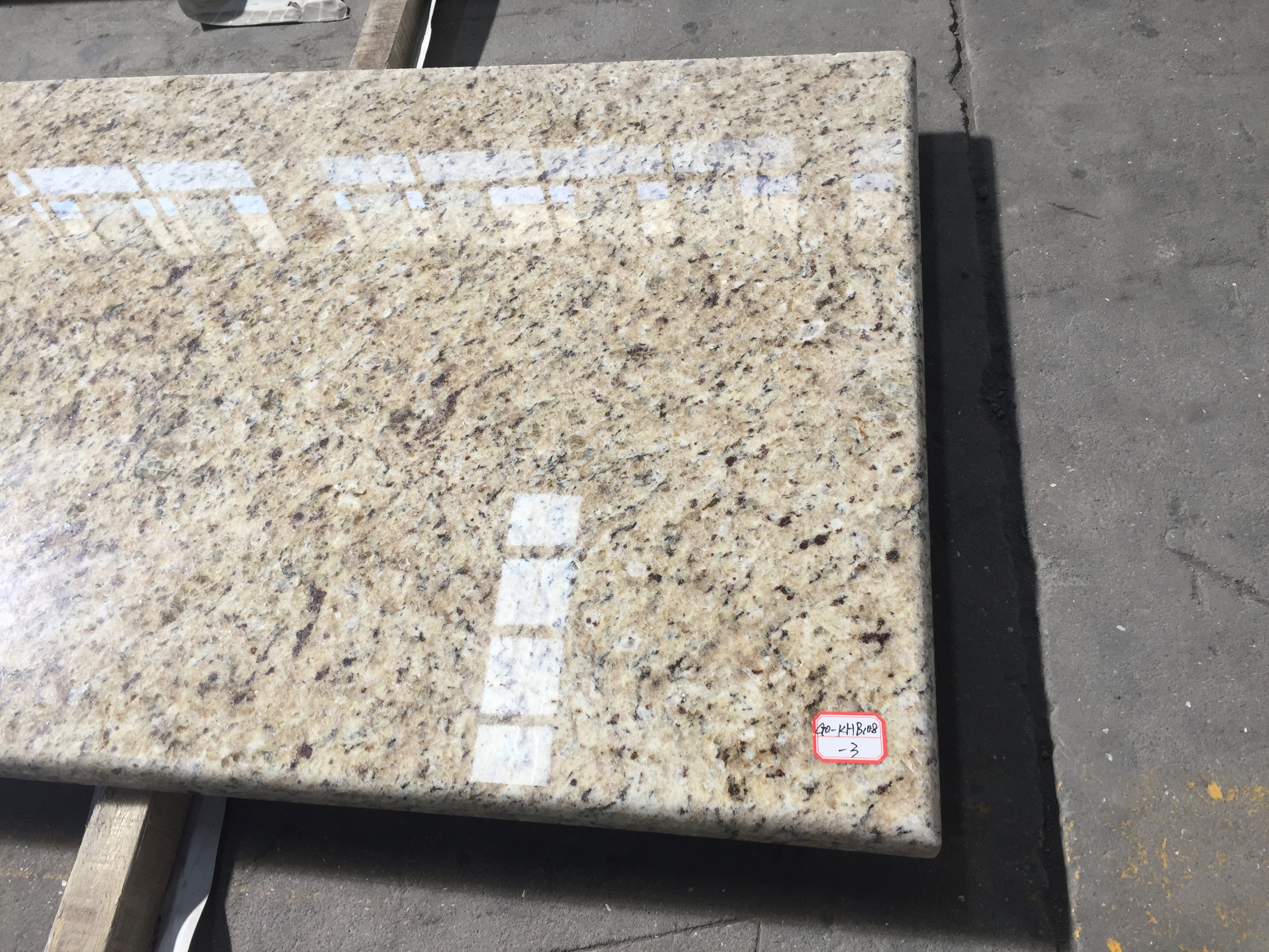 Prefab Natural Giallo Ornamental Fiorito Golden granite Countertops