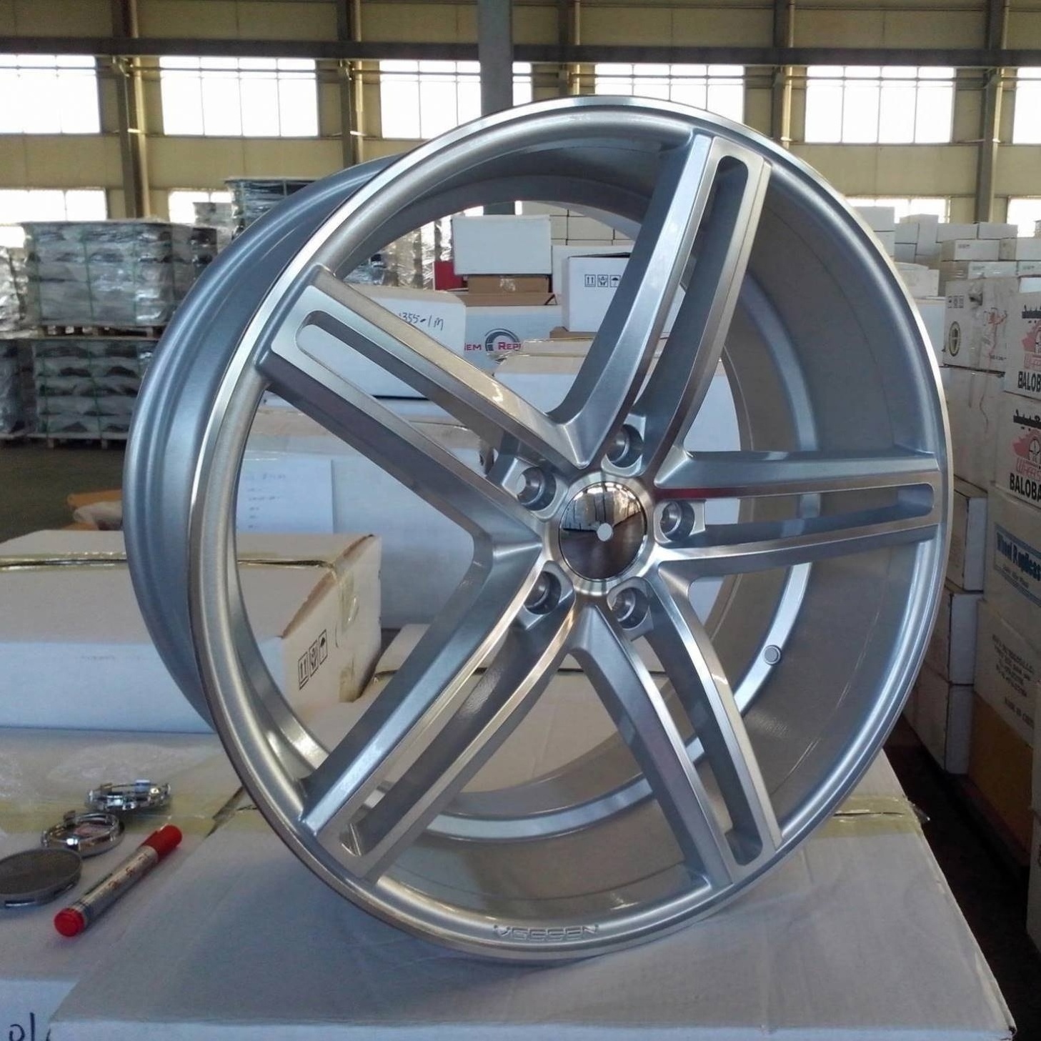 Full Size 14 15 17 19 20 Inch 4/5/8*100/105/108/110/114.3 Passenger Car Alloy Wheel Rims  Five Star