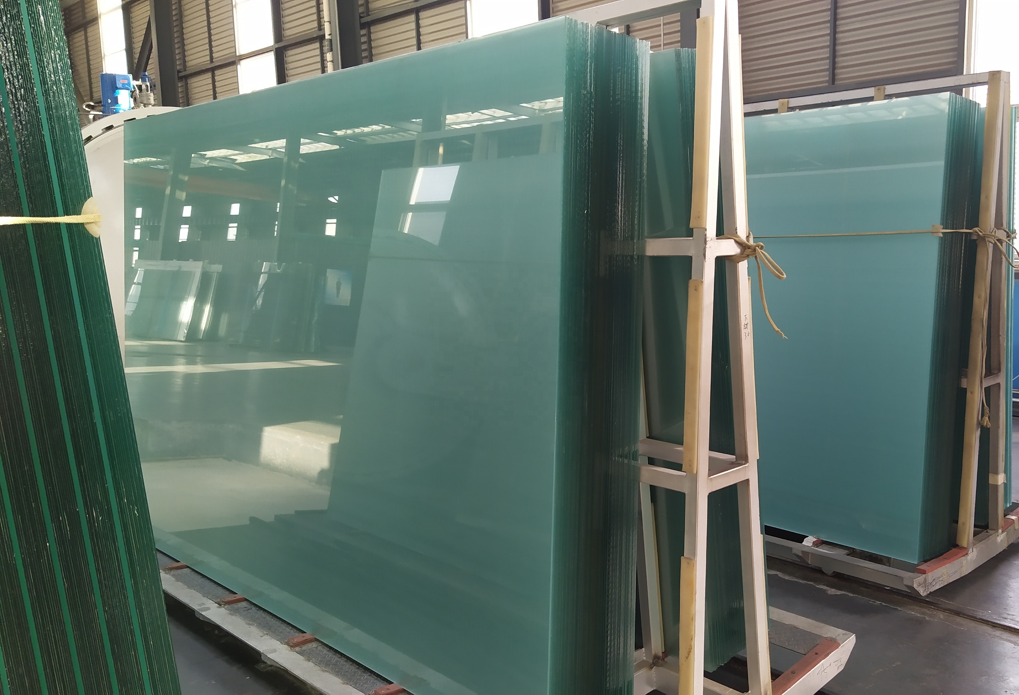 6.38mm 8.38mm 10+1.52+10mm annealed PVB SGP Laminating  Laminated Glass