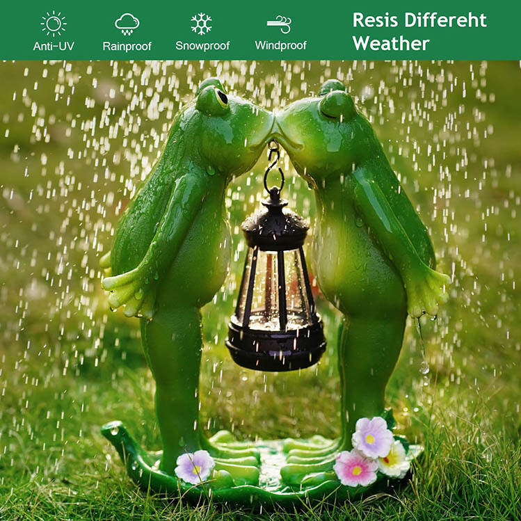 Kiss Frogs Statue Decor Solar Lantern LED Outdoor Decoration Figurine for Porch Patio Yard Lawn - Frog Gifts Sculpture for Women