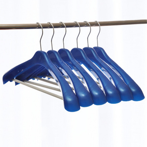 Wide Shoulder Heavy Clothes Hangers Coat Suit Hangers with Non Slip Pants Bar