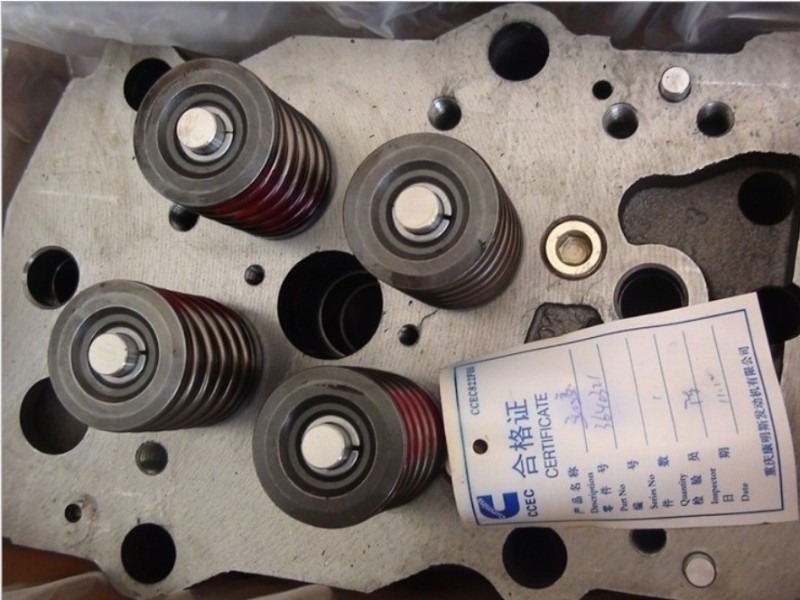 High quality  ISX15 6ct 6bt 4bt  k50 kta38 kta19 nt855  Engine Cylinder Head  For Cummins Marine Diesel Engine Parts