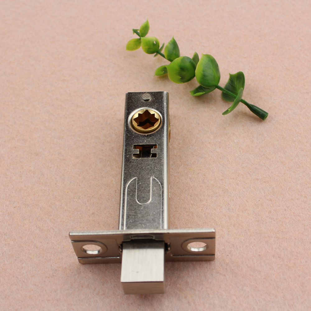 Backset 60 or 70 mm wooden door Lock with single square door bolt