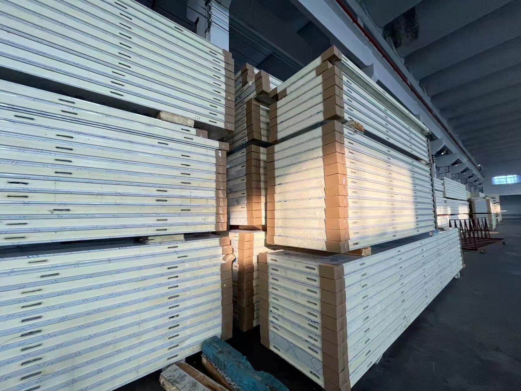 Cold Room Use PIR Polyurethane Foam Insulation Sandwich Panel External