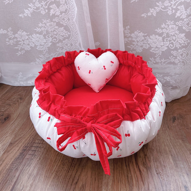 High-end Luxury Princess Pet Bed With Lace Donut Plush Pet Dog Cat Bed