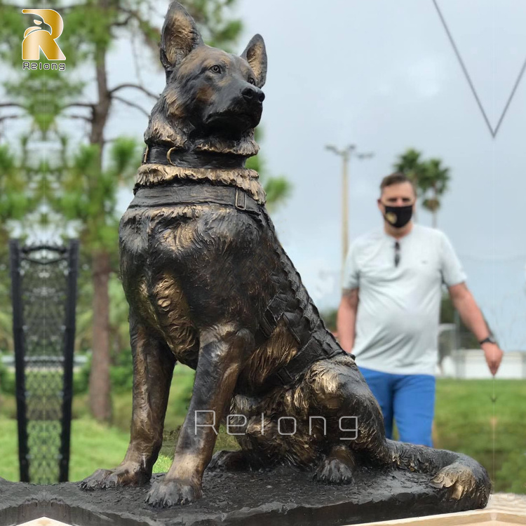 Life Size Customized Animal Sculptures Bronze Dog Statue of German Shepherd