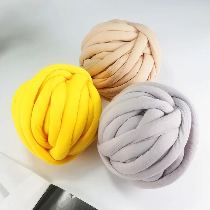 Wholesale Top Super Chunky Knit Roving Yarn Vegan Cotton Chenille Wool Velvet Tube Thick Yarn for Hand Knitting Diy