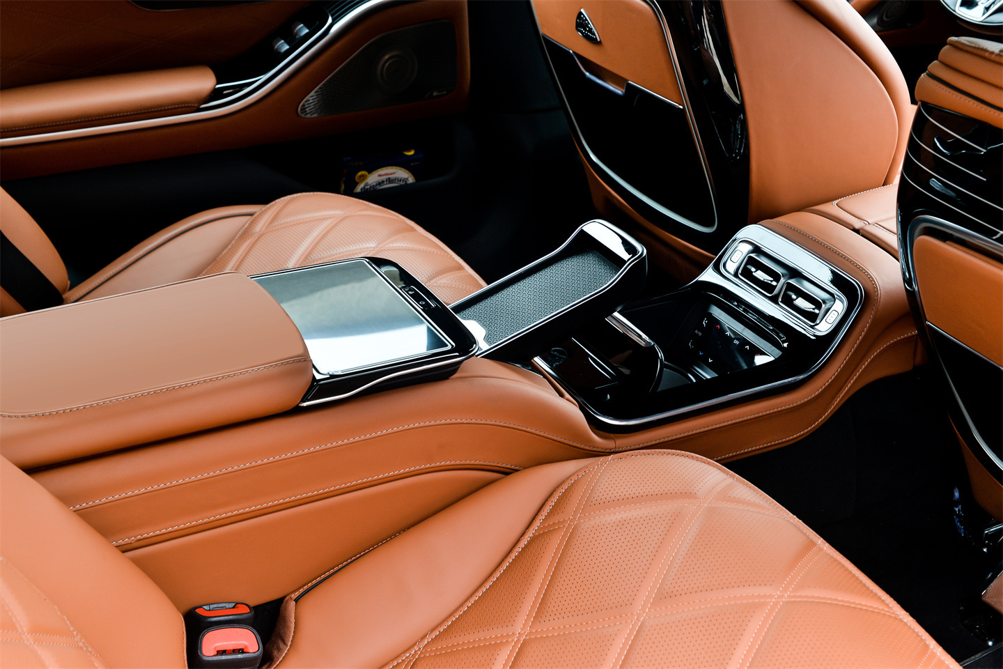 2023 New Design S-class W223 S400 S450 S500 S400L Luxury Interior Upgraded Kit With Rear Seat Modified To S680