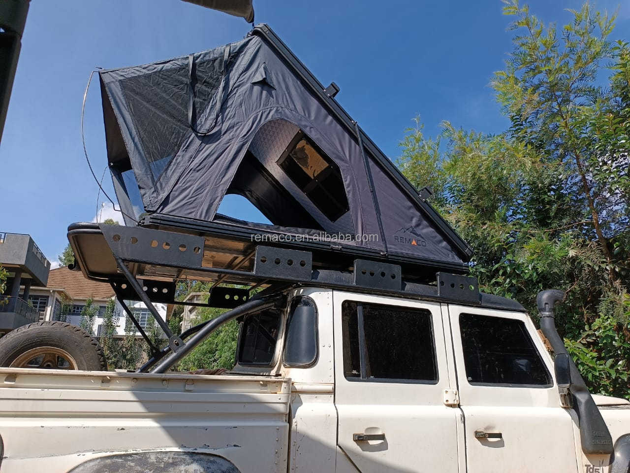 Camping Custom Cheap Low Price Various Specifications Good Price Rooftop Tent 3-4 Oem Golden Supplier Car Rooftop Tent 4 Persons