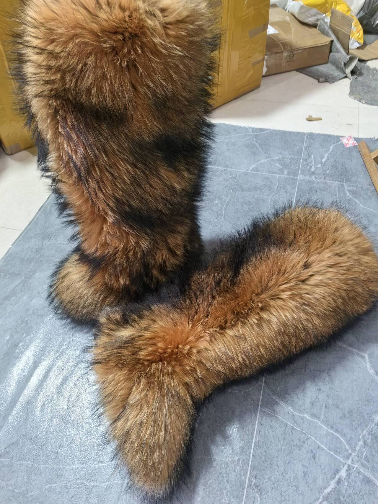 Fashion Winter Fur Shoes Woman Knee-High Snow Boots Fluffy Real Raccoon Fur Boots