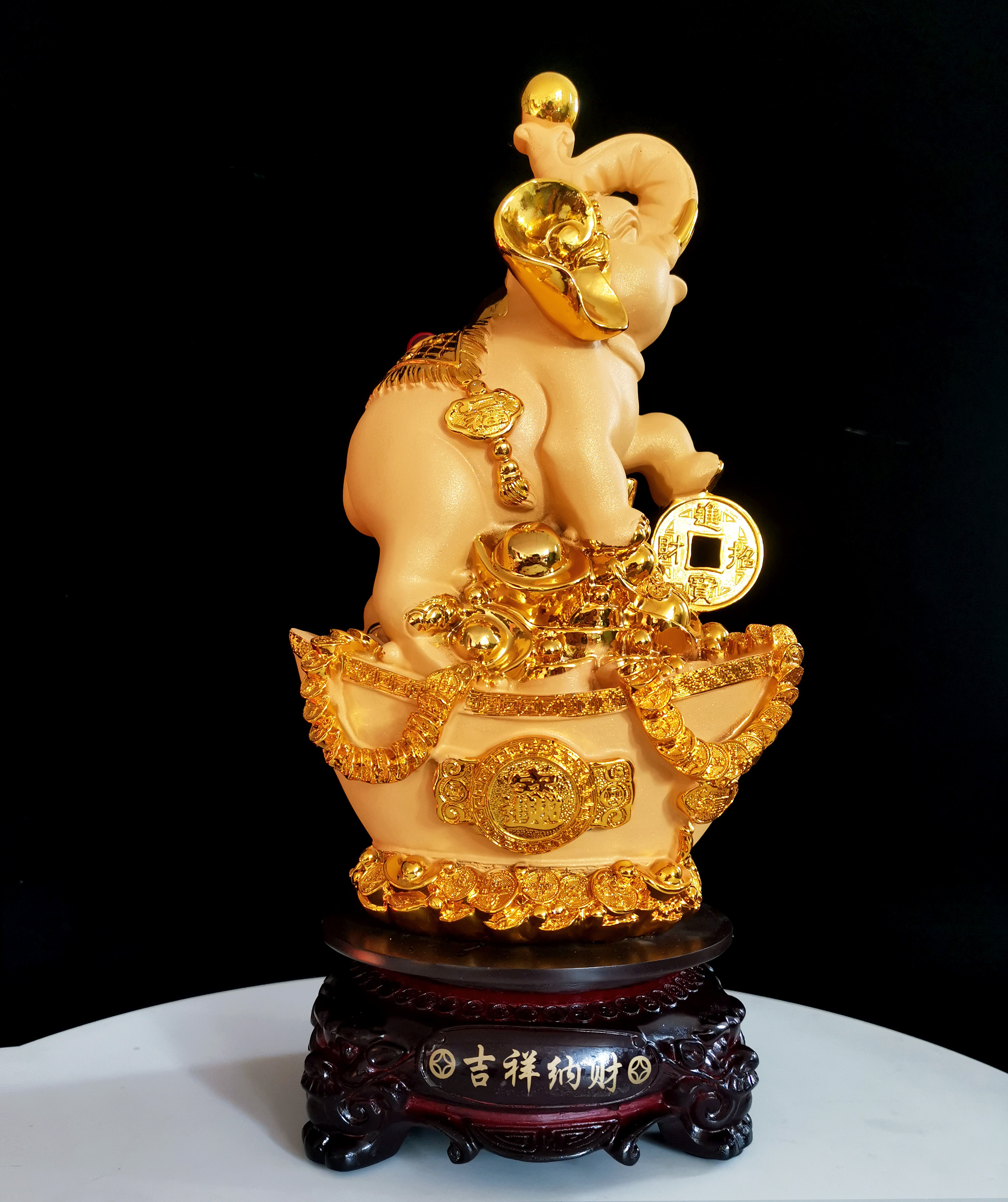 European Style Home Decorative Resin Fiberglass Indian Collections Antique Gold Animal Elephant Statue For Table