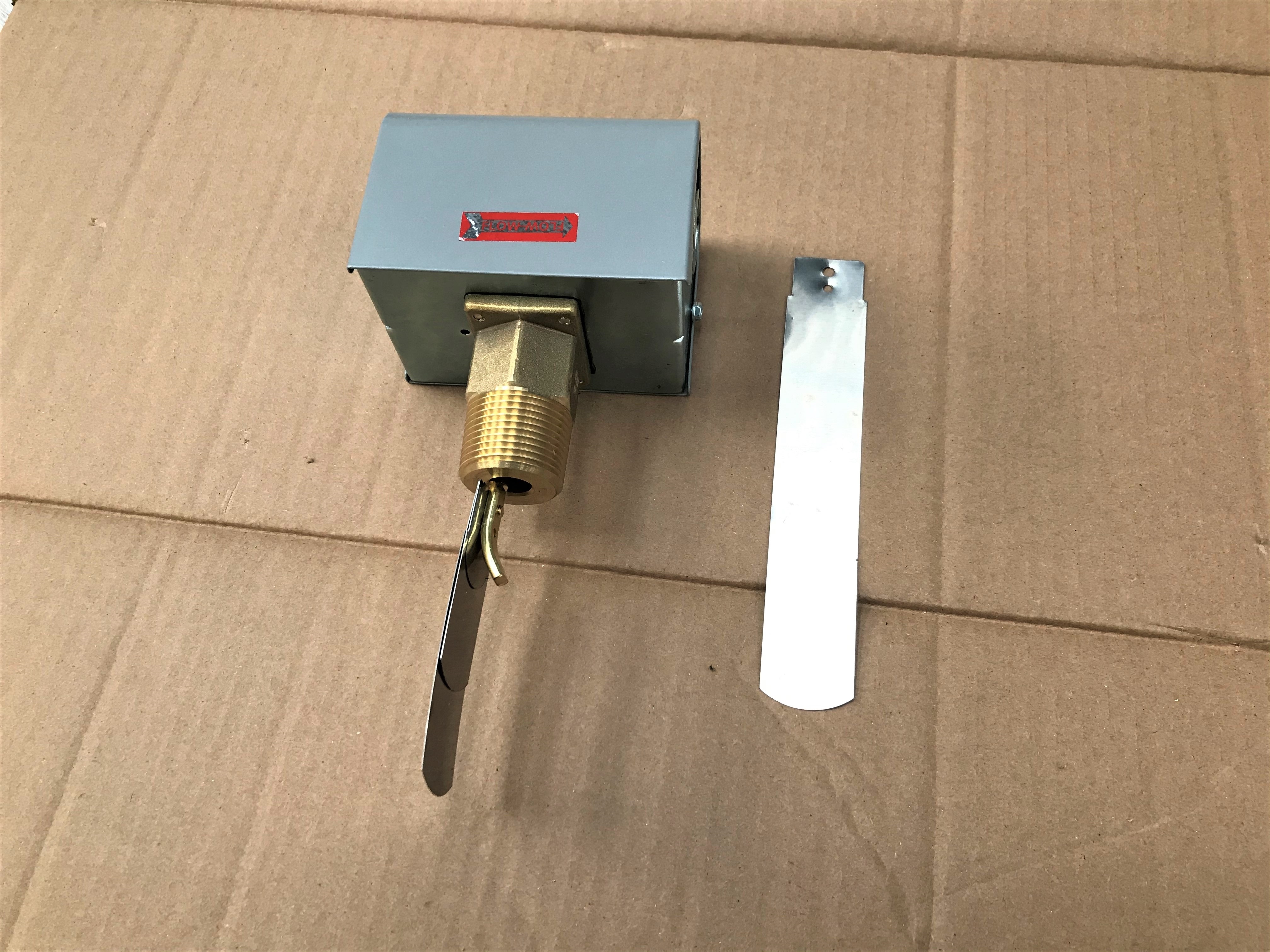 Johnson Type Flow Switch  F61KB-11C