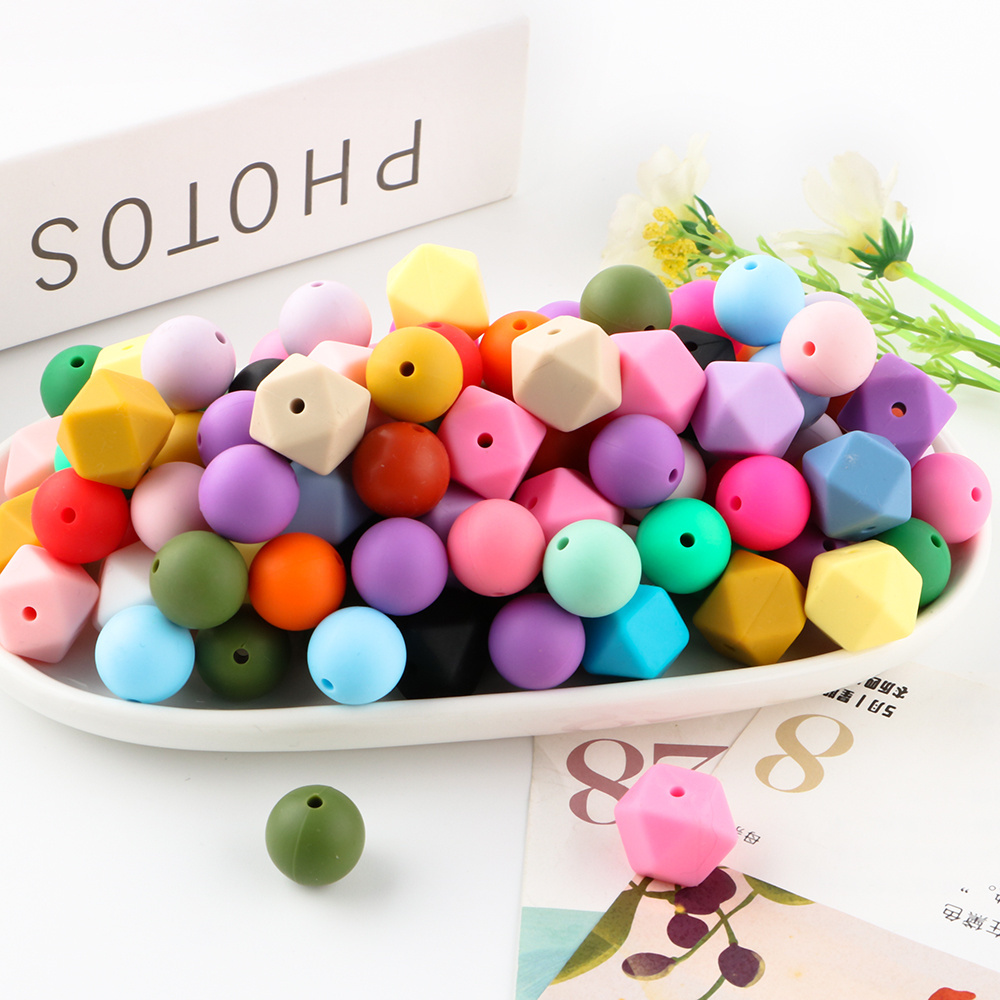 Baby Alphabet Silicone Teething Toys Colourful Bead Diy Letter Other Loose Beads 12mm 15mm Round Silicone bead Custom Wholesale