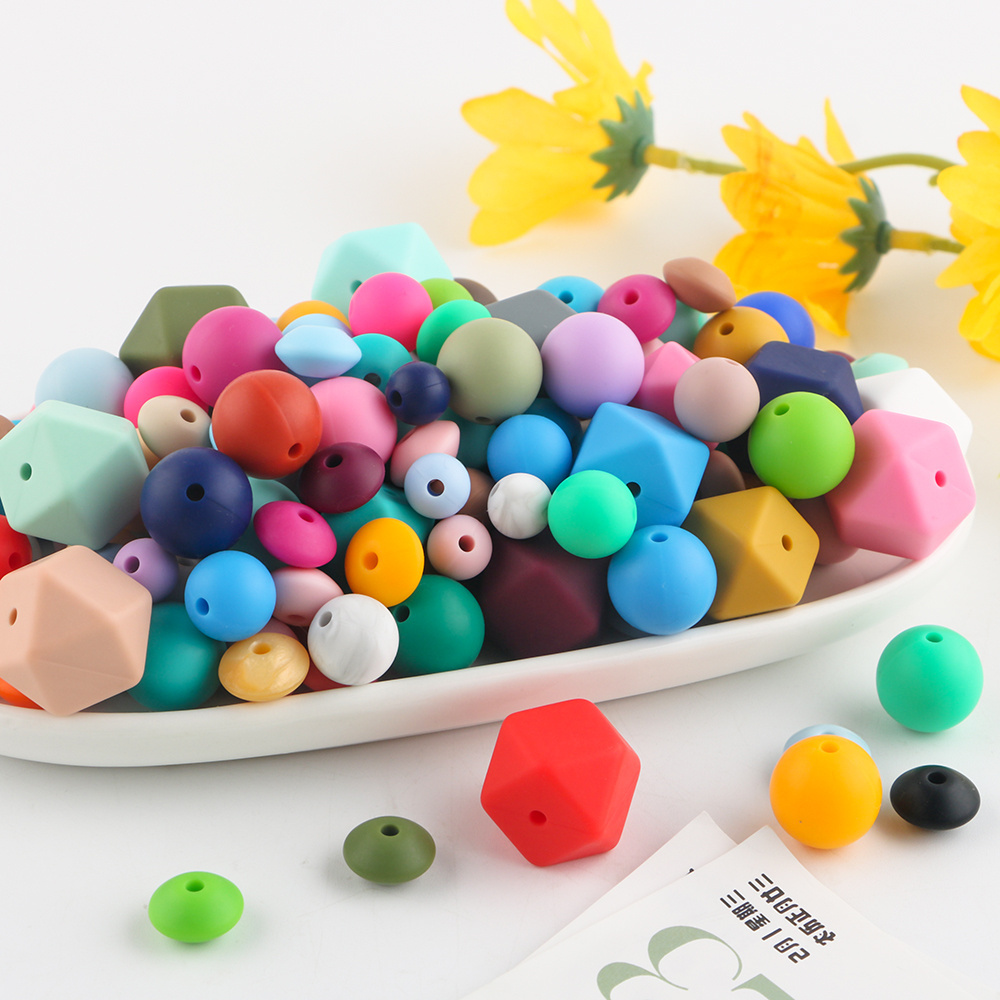 Baby Alphabet Silicone Teething Toys Colourful Bead Diy Letter Other Loose Beads 12mm 15mm Round Silicone bead Custom Wholesale