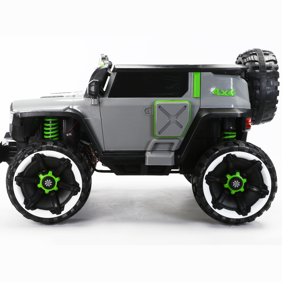 Cheap Price Four-Wheeled Buggy Dual Drive Can Be Cell Phone Bluetooth Remote Control Car Stroller Children's