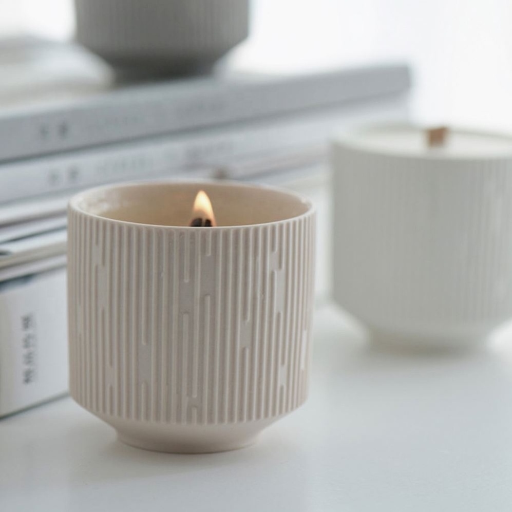 Best Selling Ceramic Scented Candle Nordic Style Soy Wax Scented Candle Wood Wick