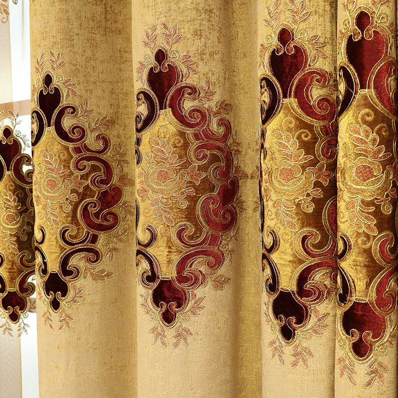 Wholesale luxury dubai style custom curtain swag head blackout design jacquard curtains for living room.