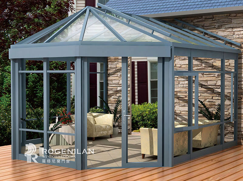 New Design Sun room Outdoor Garden Glass House Multi-Span Greenhouses Aluminum Frame Sunroom Steel And Glass House Green