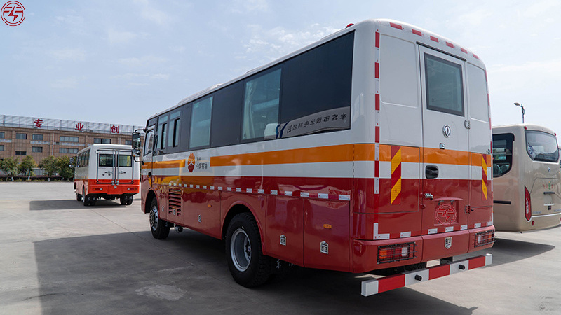 China Factory Manufacture All Oil 4X4 Off Road Bus 4 Wheels Drive Bus Coach Bus Luxury 10-19 Seats Optional Optoinal Zhuanzhi