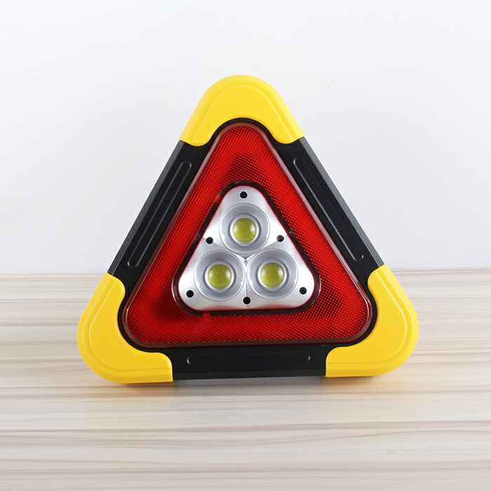 Outdoor Camping rechargeable / battery Triangle Safety Road Light Traffic Car Emergency Strobe Warning Light LED Work Light