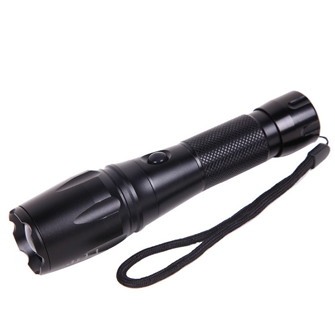 Richall Popular long retractable and scratch-resistant outdoor strong light rainproof flashlight