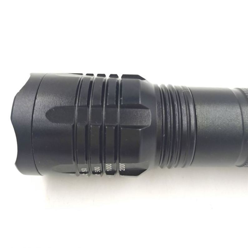 Modern Novel Design China Factory Price 4000 Lumens Led Flashlight