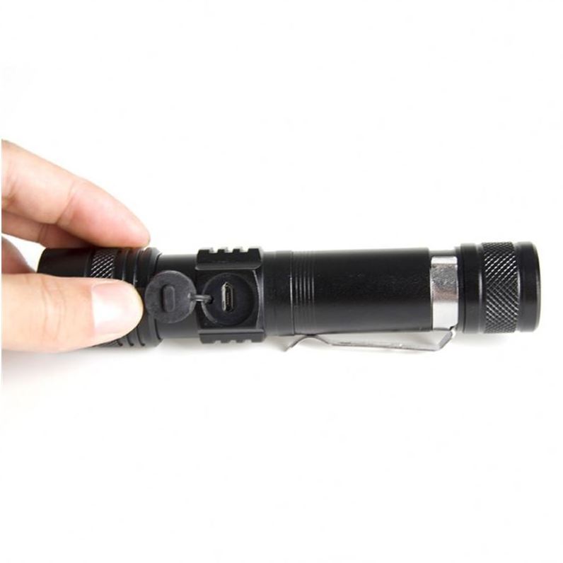 Factory Direct Sales China Factory Price Micro Flashlight