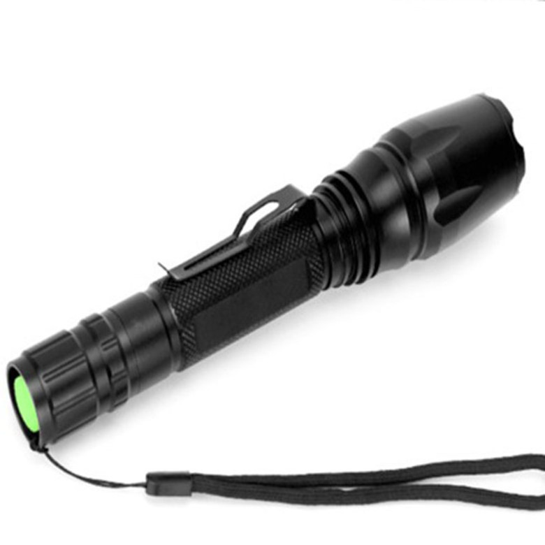 Richall New plus long retractable scratch-resistant outdoor night road strong light rainproof flashlight