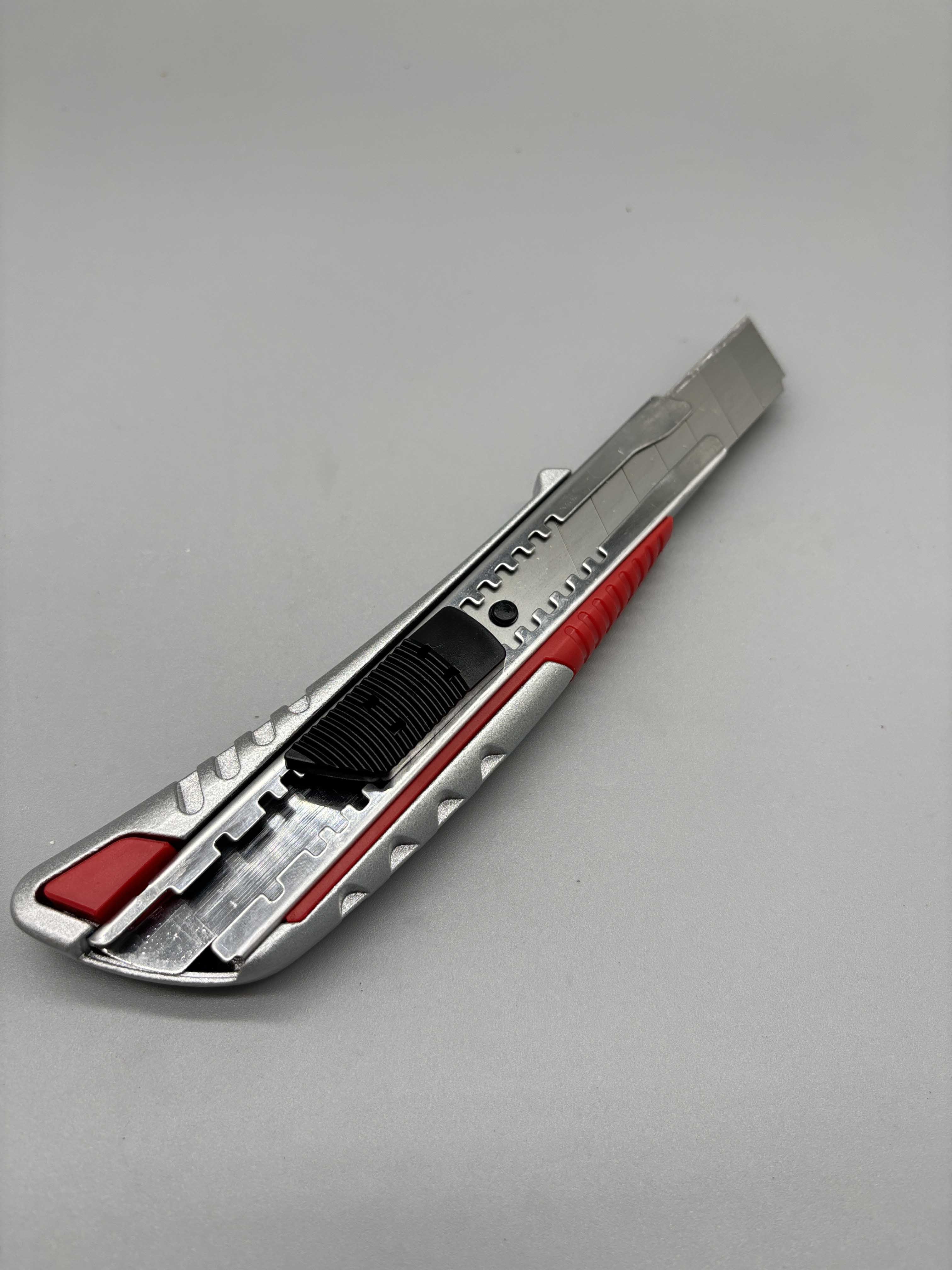 Extra Heavy-Duty Utility Knife - Multi-Purpose No-Slip Grip Utility Knife Reinforced Fiberglass Handle Box Cutter Utility Knife