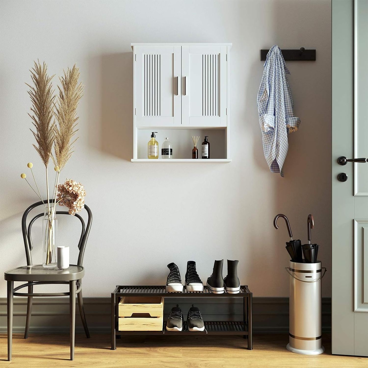 Minimalist Design Bathroom Wall Cabinet with 2 Doors and Adjustable Shelves Line Door and Towel Bar Popular Furniture