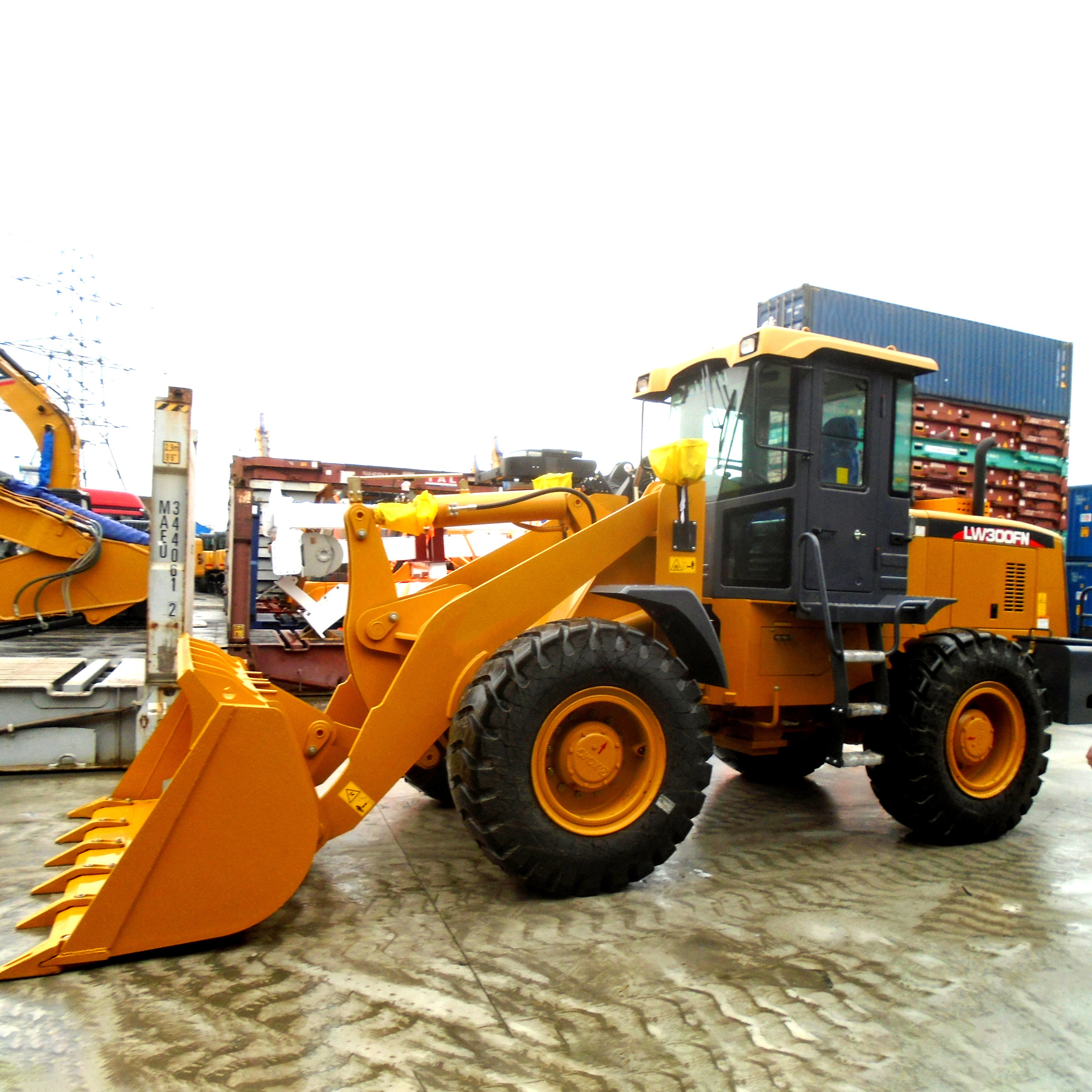 Made in China Loader LW300FN Earthmoving Easy to Operate Widely Used Widely Praised Factory Price