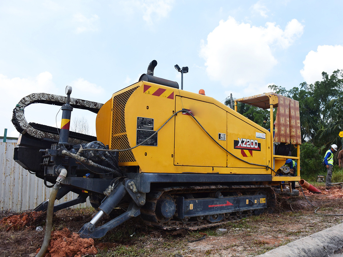 Geological Exploration Drilling Rig XZ200 Horizontal Directional Rail Drilling Machine