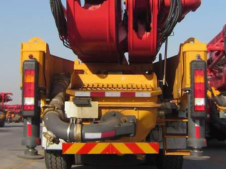 HB72V 72m Concrete Pump HB72V Mounted Concrete Pump Cement Boom Pump Truck