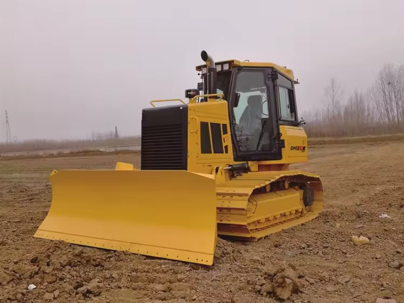 Factory price earthmoving machinery  9.5ton small bulldozer DH10-C2 LGP crawler dullozer hot selling