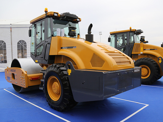 22 Ton Road Roller Compactor XS223J with Air Conditioner