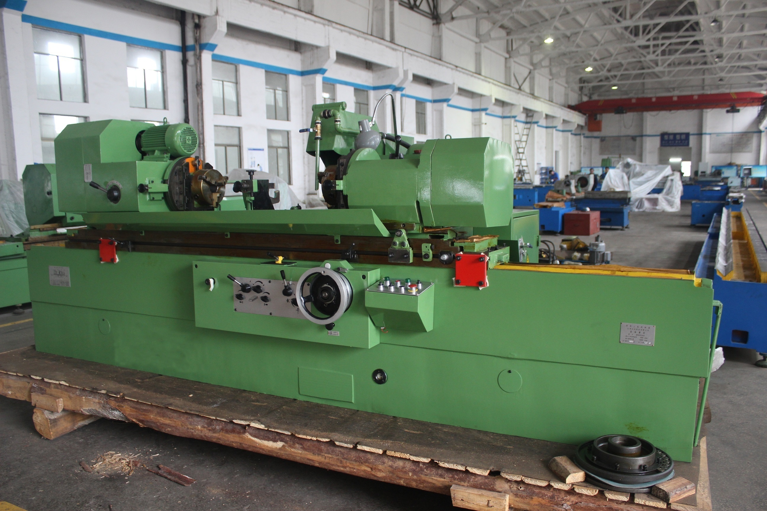 High Quality Flywheel Crankshaft Grinding Machine MQ8240x1000