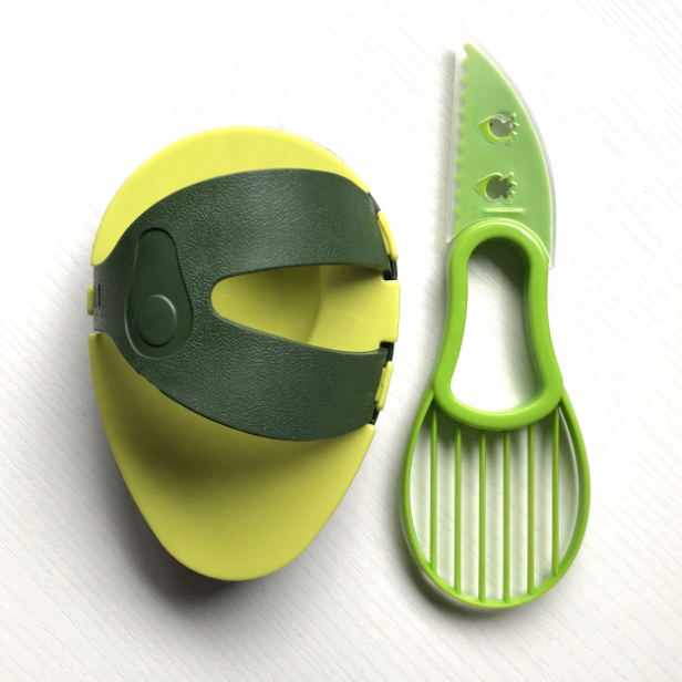 Promotional set of 2 kitchen tool kitchen gadget avocado saver and slicer for keeping cut avocado fresh