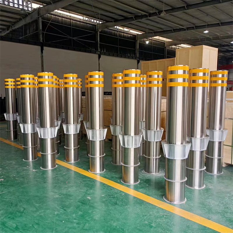 Wholesale Driveway Security Stainless Steel Bollards Solid Embedded borne en acier Fixed Bollards