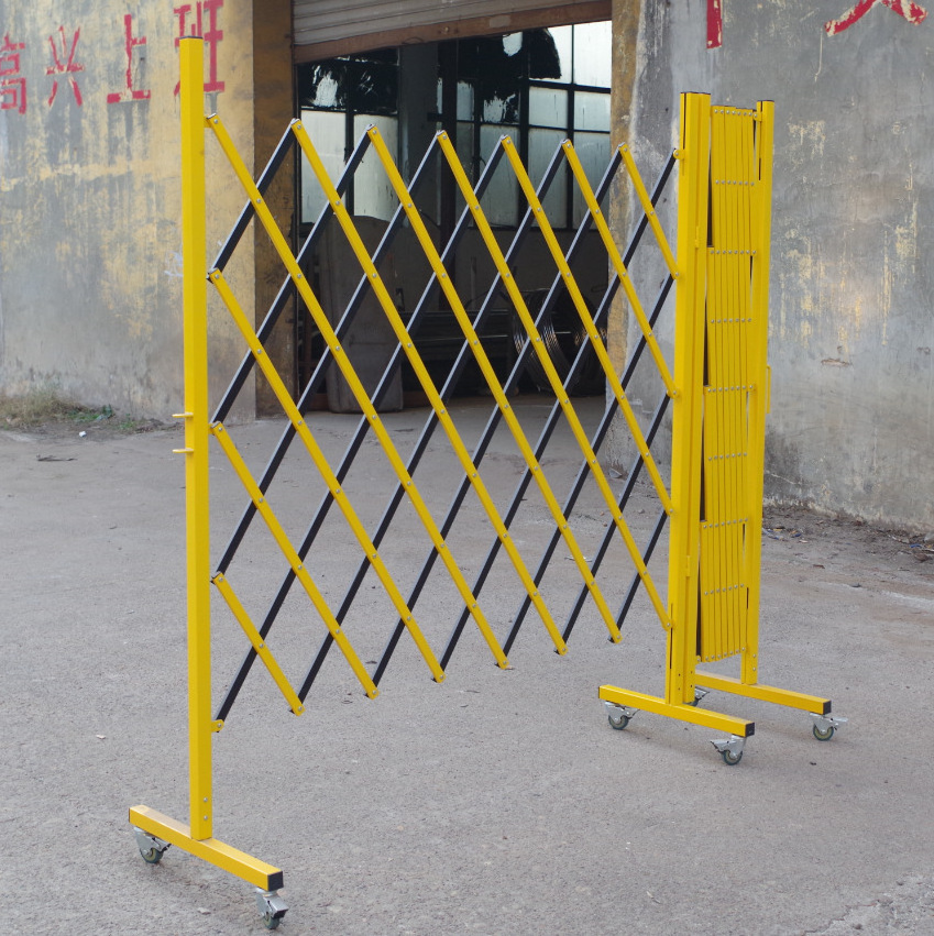 Factory Retractable Guardrail Fence Barrier Portable Metal Expandable Telescopic Road Safety Barriers