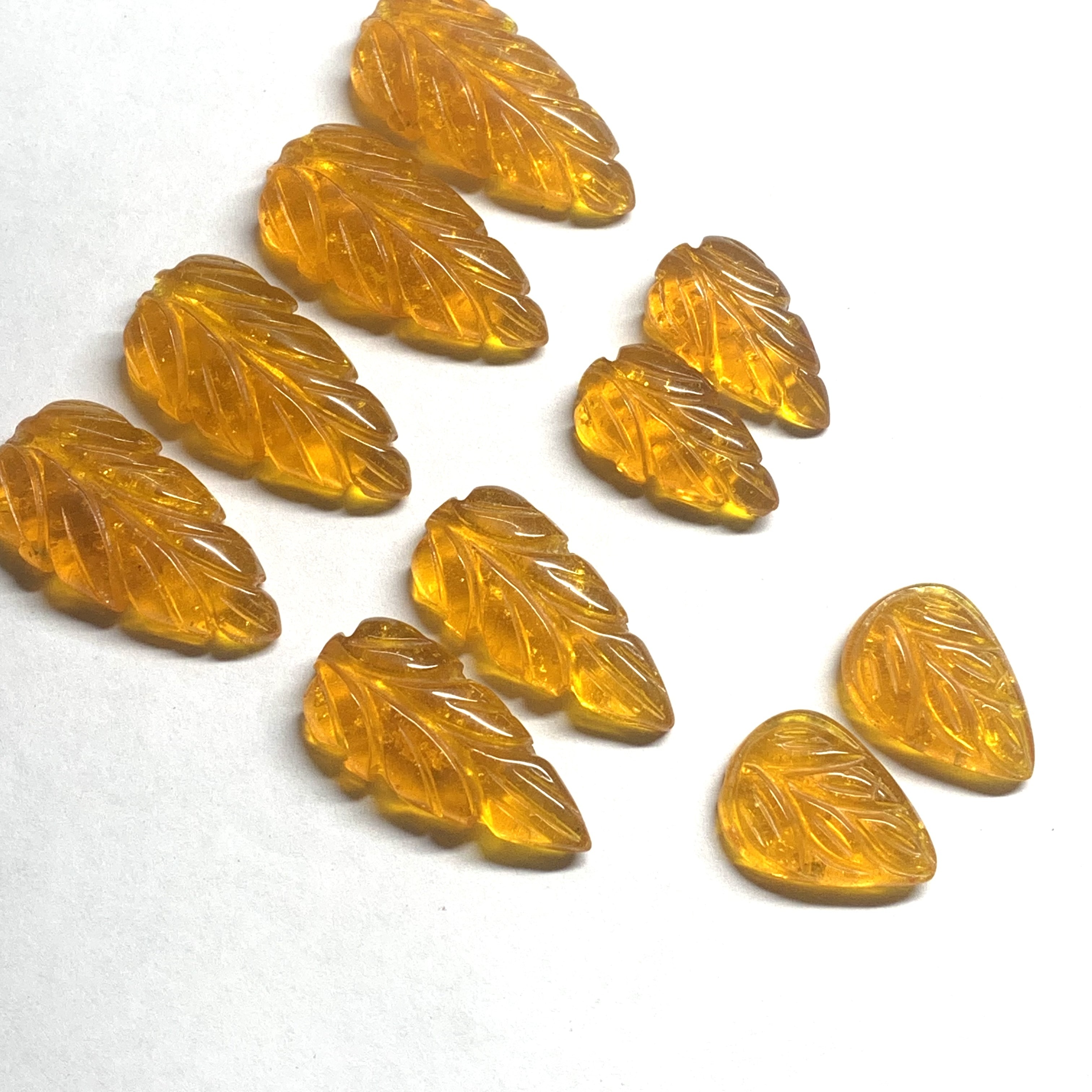 Amber Gemstone Carving Leaf Shape Handmade Carved High Quality Amber Carved Loose Gemstone Amber Stones