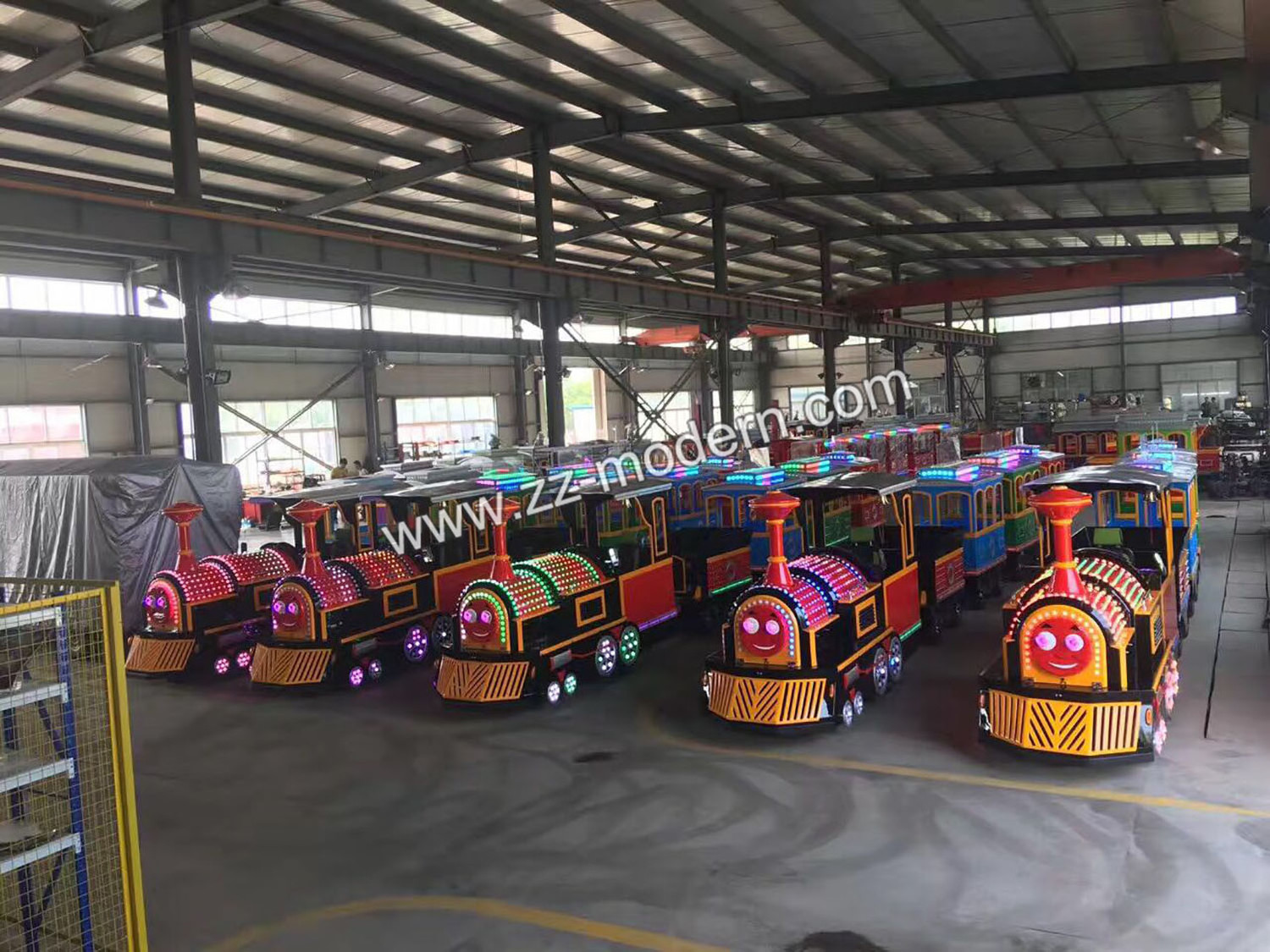 Factory manufacturer price fun backyard carnival games cheap kids electric small amusement park train ride on trains for sale