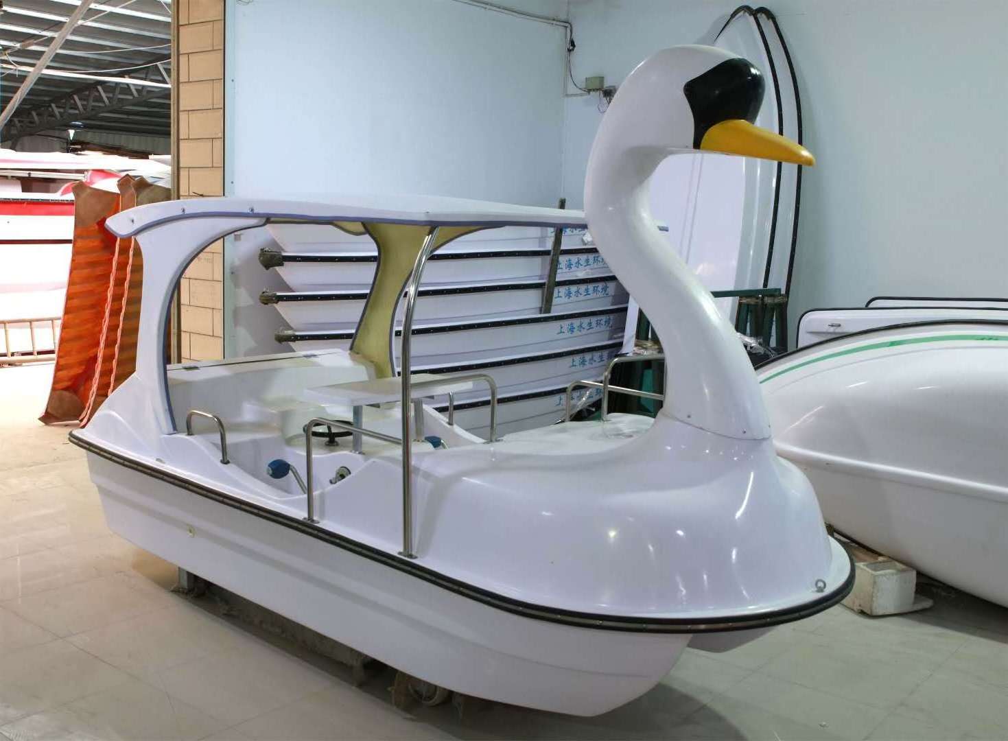 fun attraction Amusement park equipment  Pedal Boat  for sale