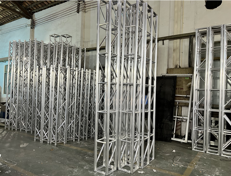 special size 520*760mm aluminum screw square truss