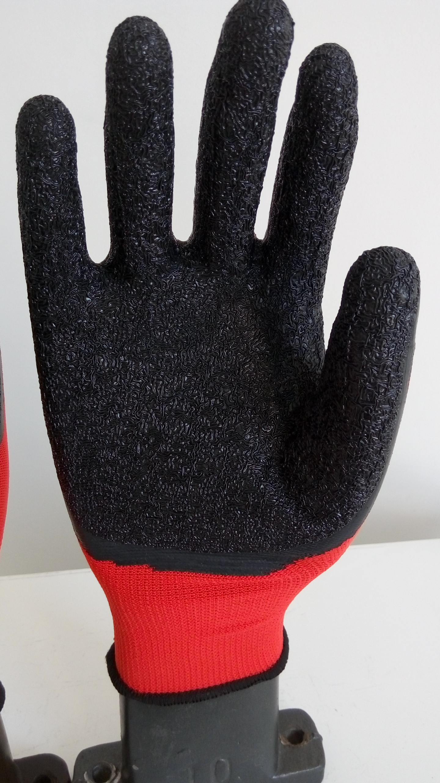 Red Nylon Spandex Micro Foam Latex Nitrile Palm Maxi High Flex Gardening Safety Work Gloves