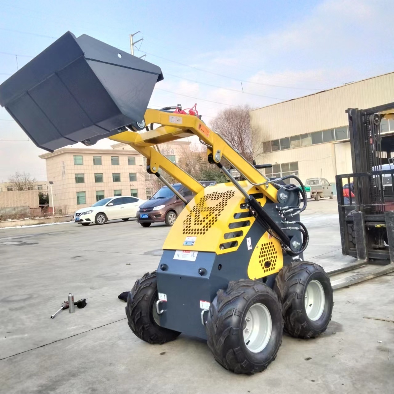 Rima Track Wheel Construction Machine Mini Skid Steer Loader for Retail