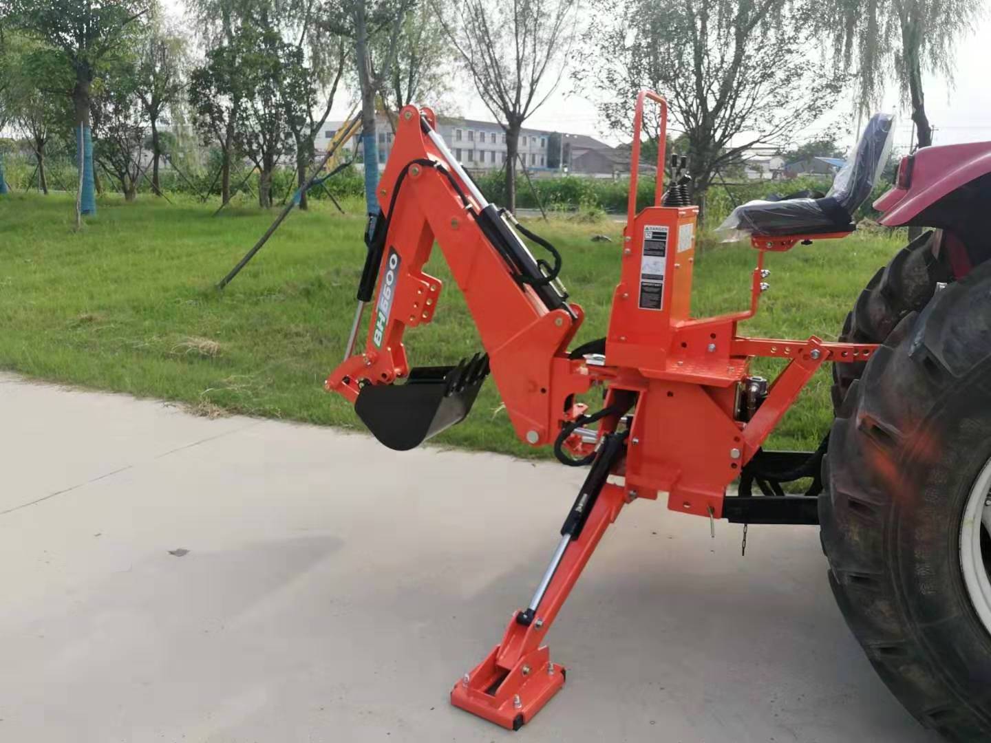 Rima Mini Tractor Backhoe Front Loading Towable Rear Compact Loader Towable Backhoe For Sale