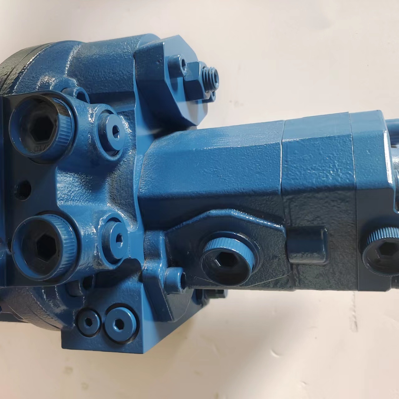 High Quality Excavator Hydraulic Pump AP2D25 Mini Excavator Parts R55 DH55 DH60 Main Pump