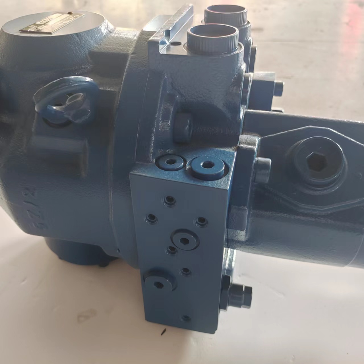 High Quality Excavator Hydraulic Pump AP2D25 Mini Excavator Parts R55 DH55 DH60 Main Pump