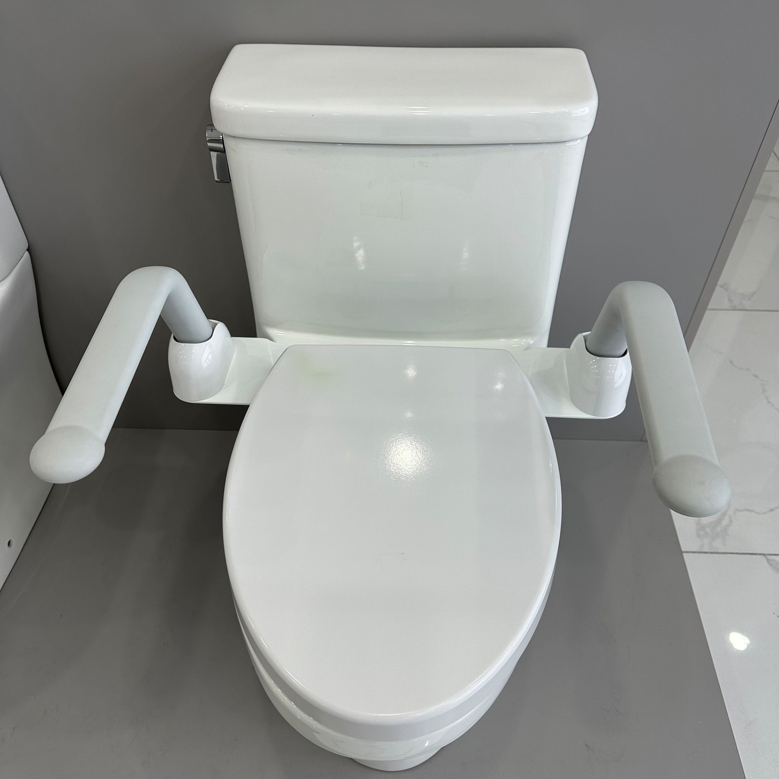 elevated  seat in toilet baby access low  toiletdisable monobloc inodoro change bathroom padded toilet Medical grab bar toilett